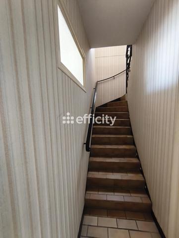 Maison 9 pièces - 172 m² Exclusivité efficity