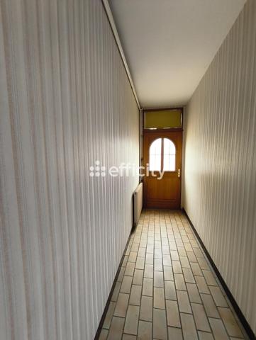 Maison 9 pièces - 172 m² Exclusivité efficity