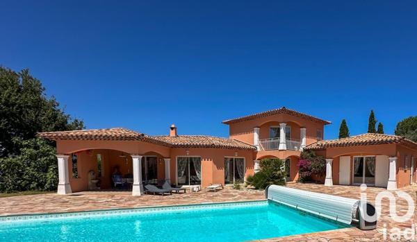 Maison à vendre 5 pièces 203 m² Roquebrune-sur-Argens