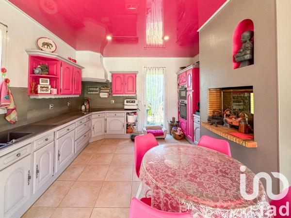 Maison à vendre 5 pièces 203 m² Roquebrune-sur-Argens