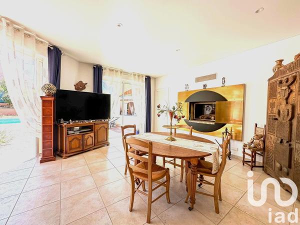 Maison à vendre 5 pièces 203 m² Roquebrune-sur-Argens