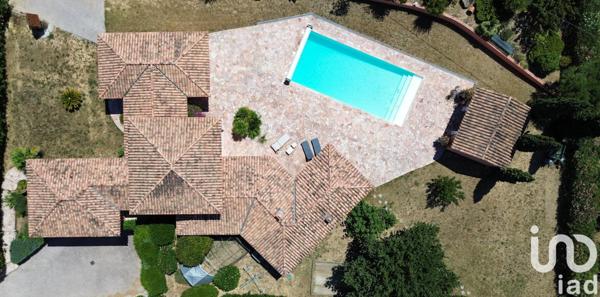 Maison à vendre 5 pièces 203 m² Roquebrune-sur-Argens