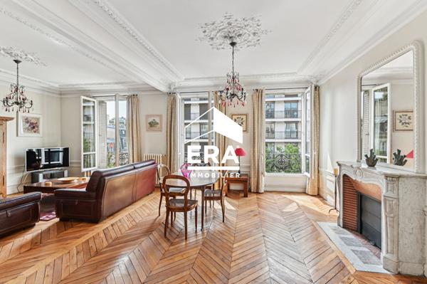 Appartement Paris 4 pièce(s) 111.66 m2