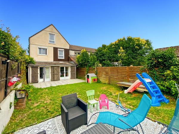 À Vendre Charmante Maison à VAUREAL 5 pièces 91 m² ? Terrain exposé Sud-Ouest