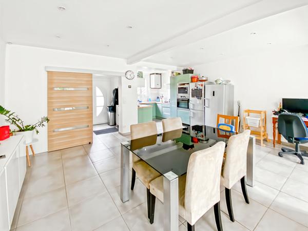 À Vendre Charmante Maison à VAUREAL 5 pièces 91 m² ? Terrain exposé Sud-Ouest