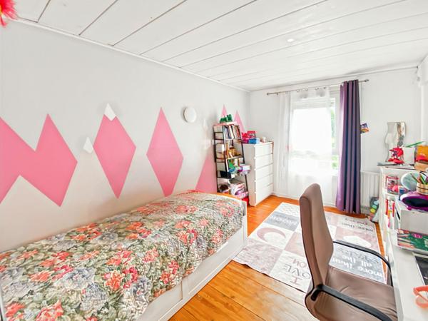 À Vendre Charmante Maison à VAUREAL 5 pièces 91 m² ? Terrain exposé Sud-Ouest