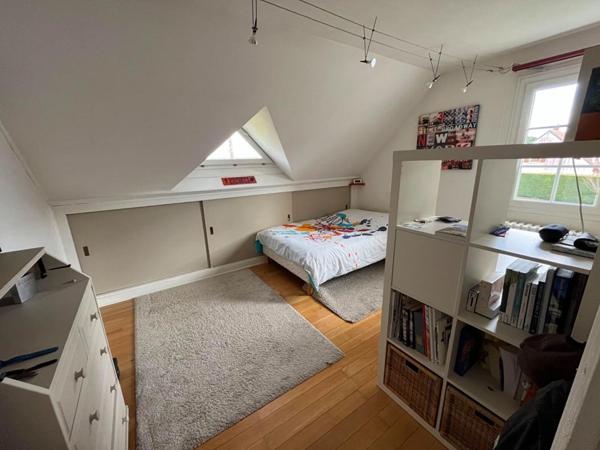 CREPY EN VALOIS - MAISON 5 CHAMBRES 198 m², Rue d'Hazemont