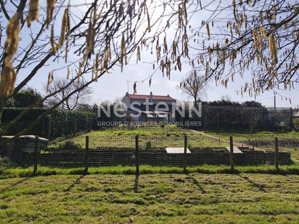 A vendre - Maison avec quatre chambres, jardin, deux garages - 100m² - Lys-Haut-Layon - D6006