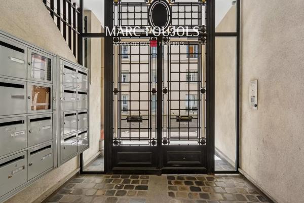 Paris III. Deux pièces de charme.