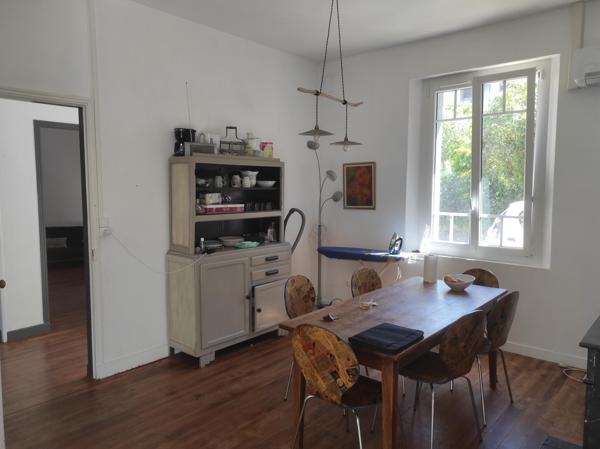 Maison à SAINT-JEAN-D'ANGELY, 17400 - 5 pièces 101m²