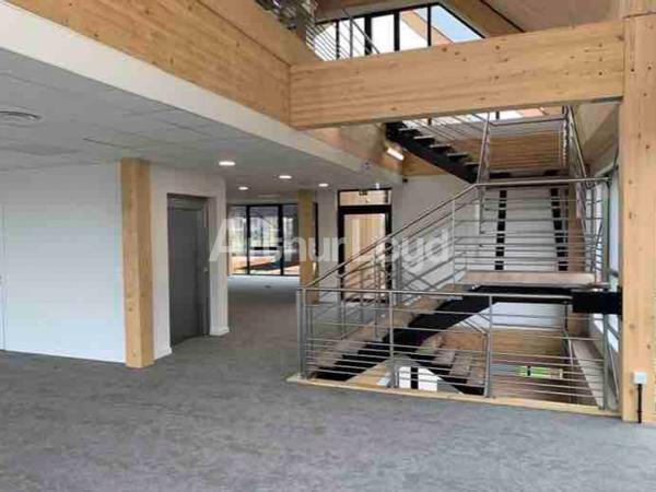 Bureaux à vendre ou à louer à Villeneuve d’Ascq dans immeuble qualitatif