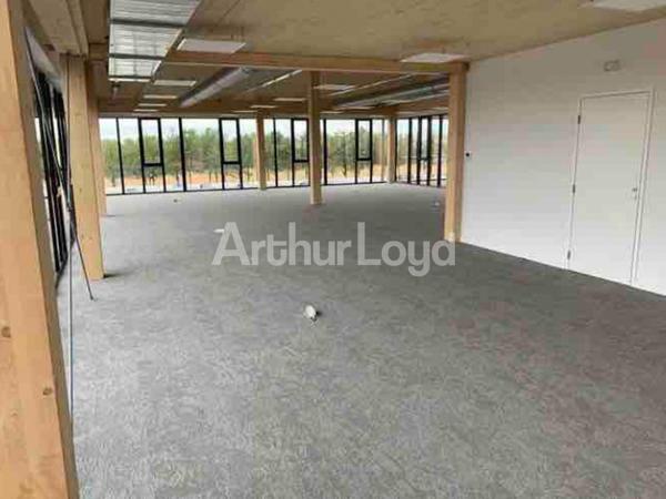Bureaux à vendre ou à louer à Villeneuve d’Ascq dans immeuble qualitatif
