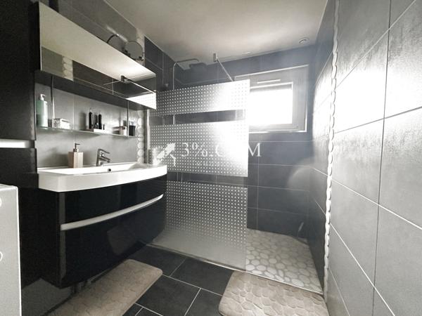 Maison 6 pièce(s) 3 chambre(s) 96 m²