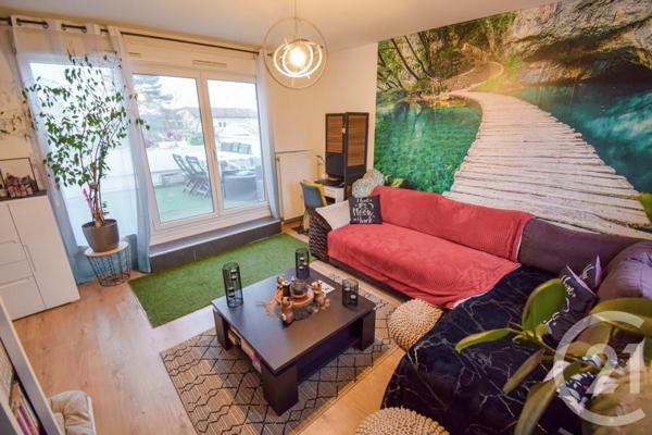 Appartement T3 à vendre  3 pièces - 66,95 m2 ST GEORGES DE RENEINS - 69