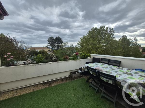 Appartement T3 à vendre  3 pièces - 66,95 m2 ST GEORGES DE RENEINS - 69