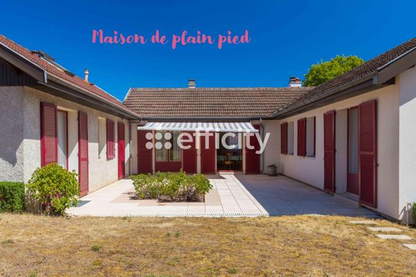 Maison
         6 pièces
        - 122 m² 379 000 € *