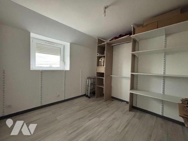 EXCLUSIVITÉ - La Gorgue

Découvrez cette maison semi mitoyenne située en pleine campagne de L...