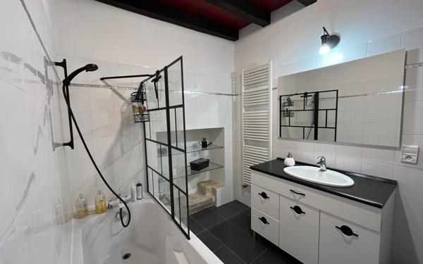 Maison à vendre    4 pièces •  La Rochefoucauld
