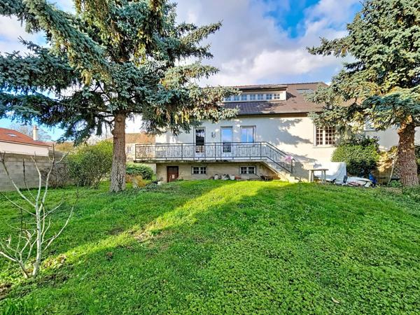 Maison 6 pièces 160m² sur sous-sol total à Nangis