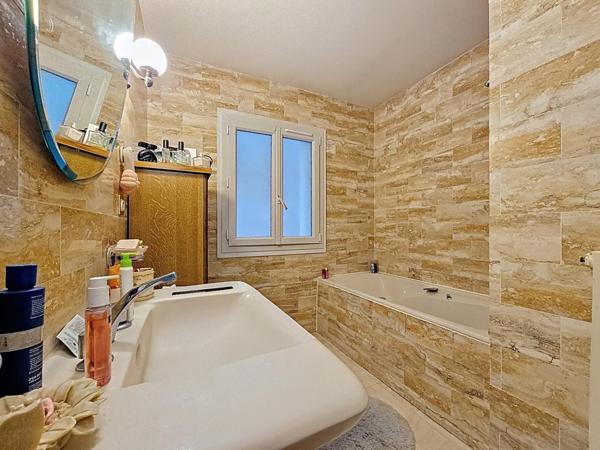Maison 6 pièces 160m² sur sous-sol total à Nangis