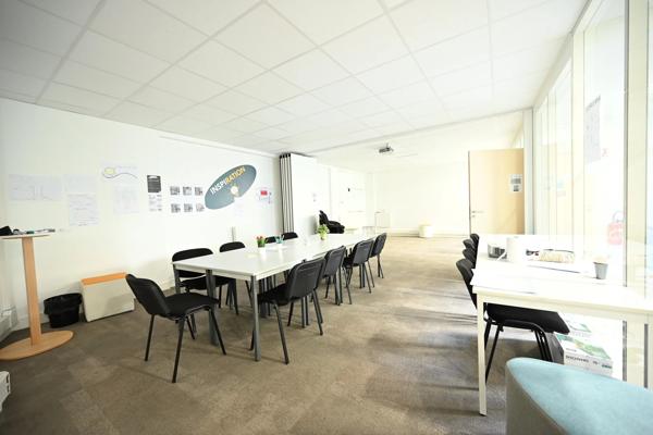 # Commerce – 220m² – Paris 20ème