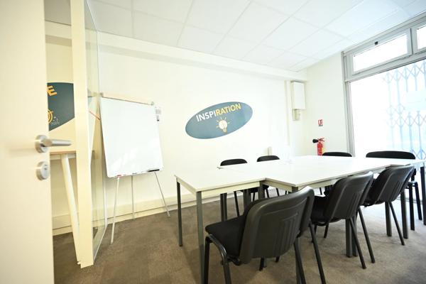 # Commerce – 220m² – Paris 20ème