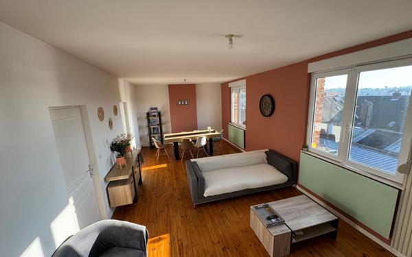 Appartement à vendre    3 pièces •  Péronne