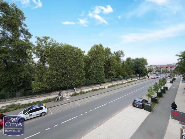 Appartement à vendre 3 pièces 70m² Rambouillet (78120)