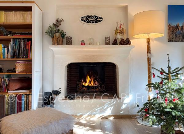 Dpt Alpes Maritimes (06), à vendre MOUGINS Village Maison 4 chambres