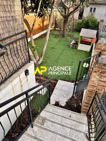 Sartrouville - Union - Maison 6 pièces, 4 chambres 145 m2 avec garage 499 900 € **  - Référence  9566