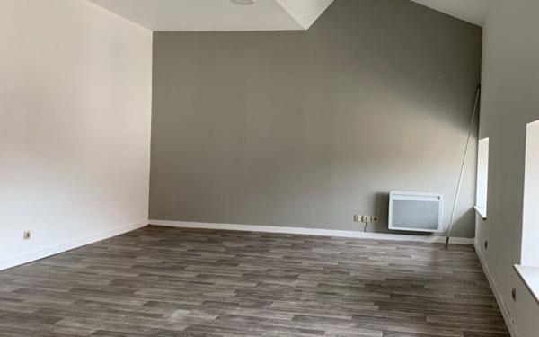 Appartement à louer    1 pièce •  Neufchâteau