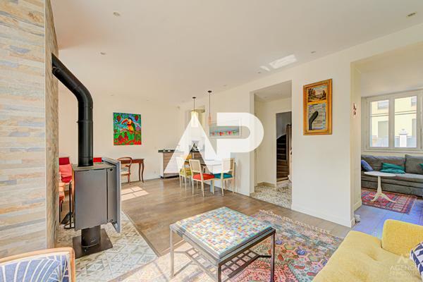 Maison Rueil Malmaison 7 pièce(s) 132 m2 850 000 € **  - Référence  20133