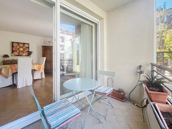 Appartement Suresnes 4 pièce(s) 106 m2