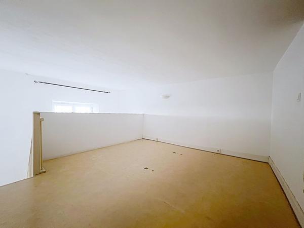 EXCLUSIVITE A vendre dans un hotel particulier proche du palais de justice T2 Mezzanine
