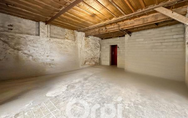 Immeuble à vendre    5 pièces • 97,50 m2 Mantes-la-Jolie