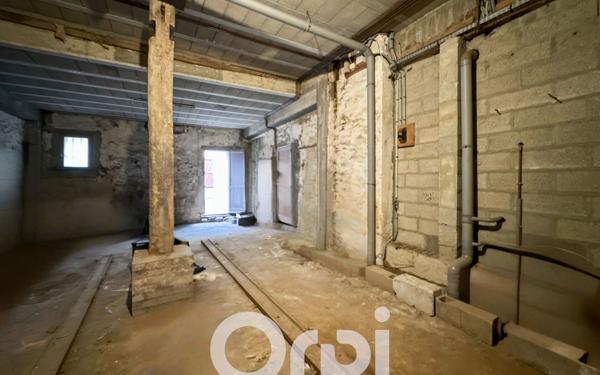 Immeuble à vendre    5 pièces • 97,50 m2 Mantes-la-Jolie