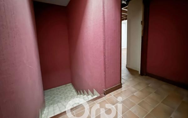 Immeuble à vendre    5 pièces • 97,50 m2 Mantes-la-Jolie