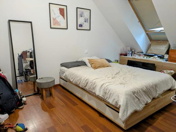 Grand F2 avec stationnement privatif