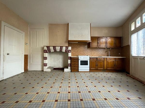 Brissac-Loire-Aubance - masion ancienne à renover - 3 chambres et garage à seulement 15 minutes du Sud d'Angers