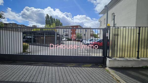 Parking / Box à vendre de 10 m²