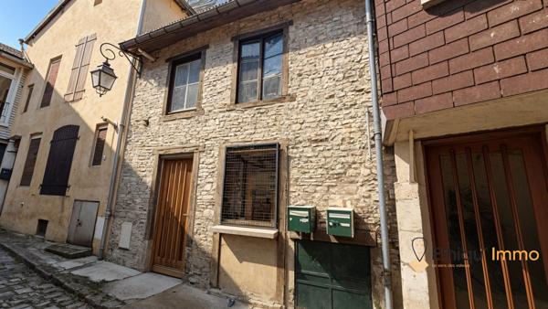 Immeuble de rapport avec local commercial et potentiel d’aménagement – Centre-ville de Bar-sur-Aube
