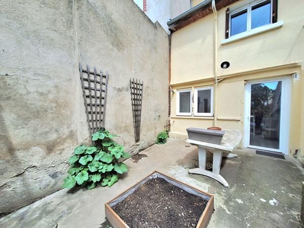 A vendre Maison Montluçon 3 pièce(s) idéalement placée et à fort potentiel Montluçon