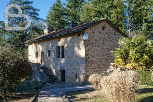 Saint-Céré (46400) Domaine de caractère rénové – gîtes, piscine, étang, chevaux
