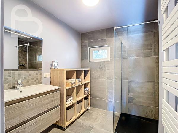 Saint-Céré (46400) Domaine de caractère rénové – gîtes, piscine, étang, chevaux