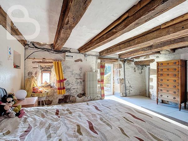 Saint-Céré (46400) Domaine de caractère rénové – gîtes, piscine, étang, chevaux