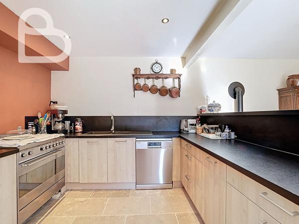 Saint-Céré (46400) Domaine de caractère rénové – gîtes, piscine, étang, chevaux