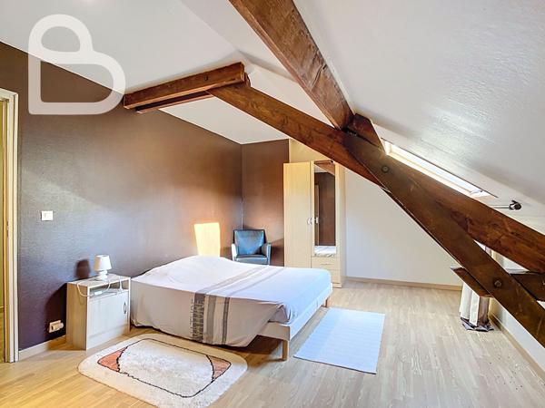 Saint-Céré (46400) Domaine de caractère rénové – gîtes, piscine, étang, chevaux