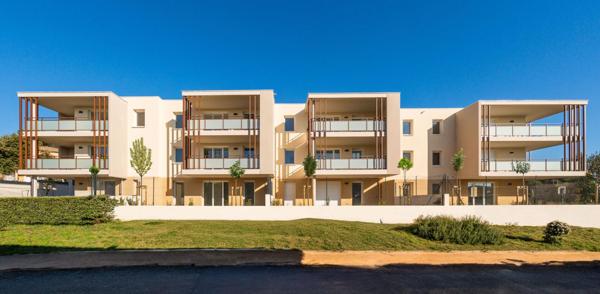 Appartement Villeneuve Les Avignon 4 pièces 93 m2