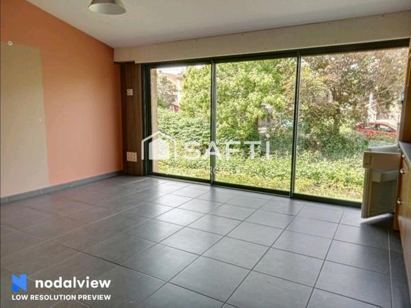 Bureaux de 160m² en plein centre de Langoiran !