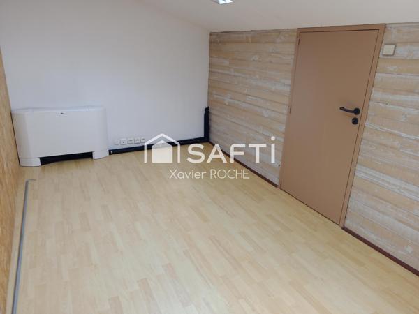 Bureaux de 160m² en plein centre de Langoiran !